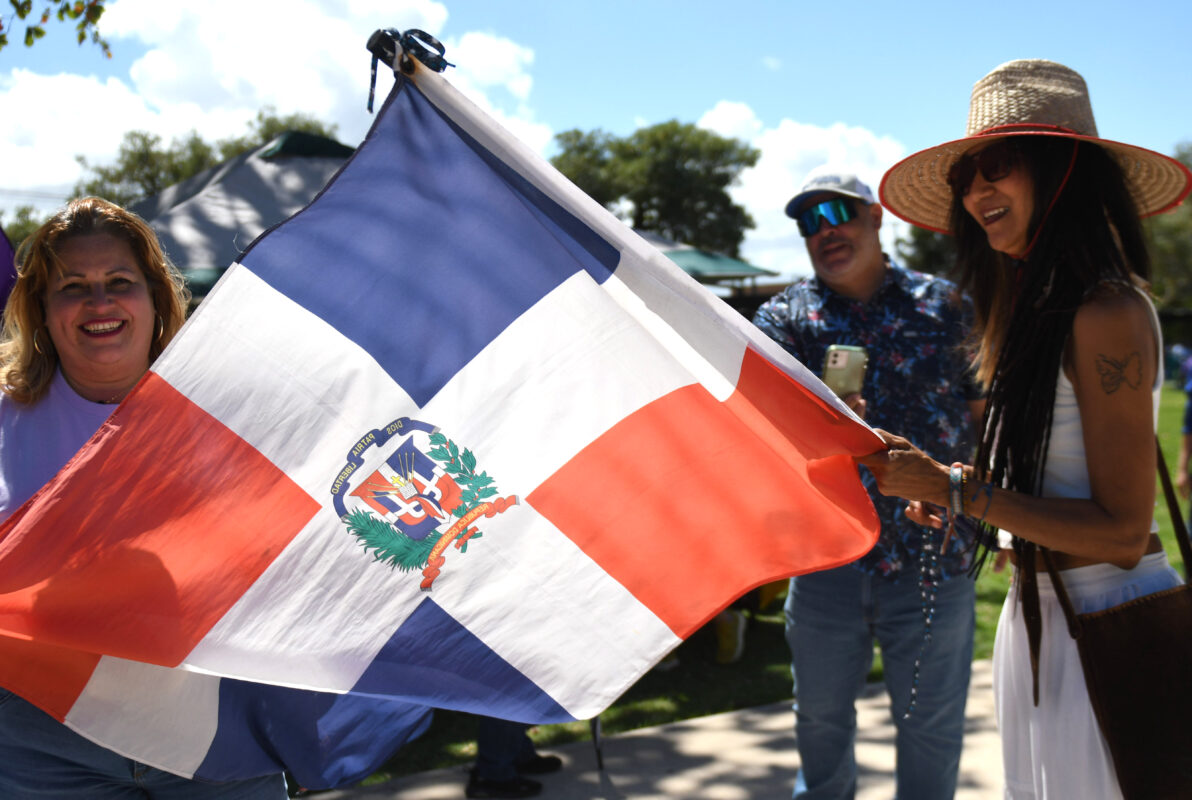 Bandera de República Dominicana en Barrio Obrero