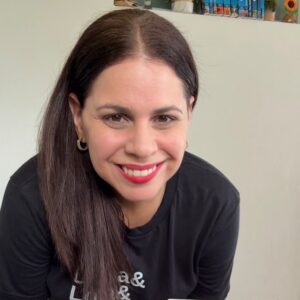 La investigadora Grace M. Cabrera Llinás visibiliza las aportaciones de mujeres en el libro Mujeres puertorriqueñas históricas que no me enseñaron en la escuela